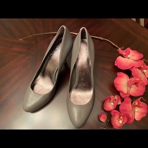 Saks Fifth Avenue High Heels 👠 size 10